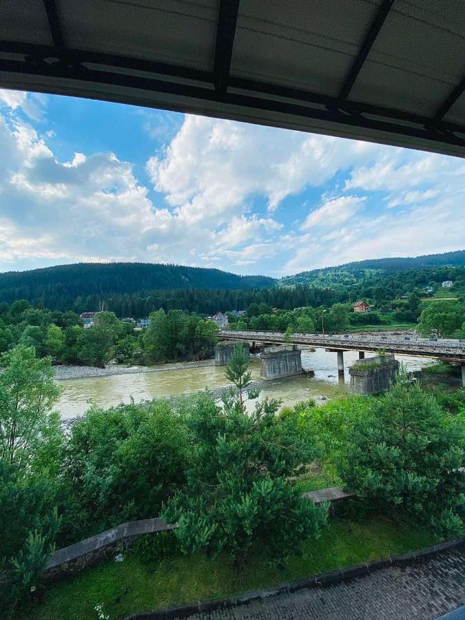 Gerdan Hotel Yaremtche Extérieur photo